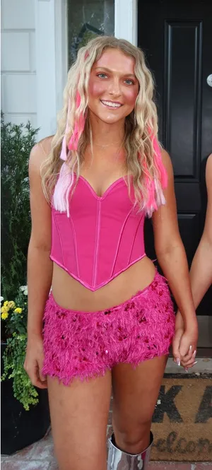Amazon Lava girl costume thumbnail 1