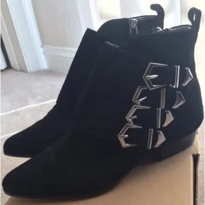 ✨HP✨Zara Flat Ankle Boot With Buckles✨ thumbnail 6