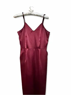 Lulus Women’s Touch of Heaven Burgundy Satin Sleeveless Jumpsuit size Large thumbnail 11