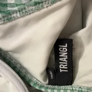 Triangl Bikini thumbnail 4