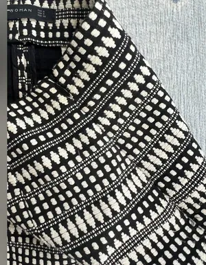 Zara Textured Mini Skirt thumbnail 2