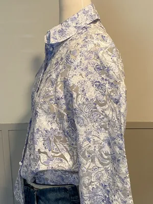 ZARA Blue White Floral Devoré Sheer Long Sleeve Button Up Shirt Size S thumbnail 2