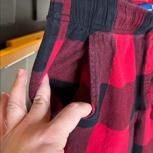 Old Navy Red & Black Buffalo Plaid Flannel Pajama Pants | Unisex | Size Medium thumbnail 5