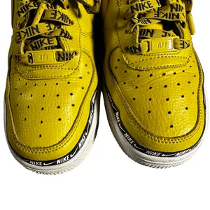 Nike Jordan Air Force 1 Low Yellow Black Logo Tape Sneakers Women’s Size 6.5 thumbnail 3