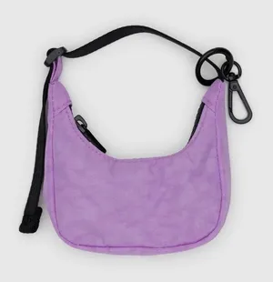 BAGGU Crescent Bag Charm in Rose, NWT and ADORABLE! thumbnail 1