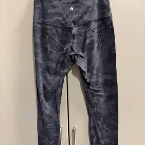 Lululemon Athletica Black Camo Capris thumbnail 3