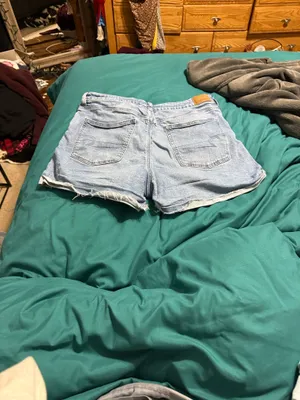 American Eagle Shorts Denim thumbnail 3