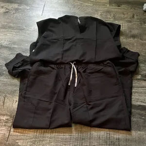 Scrubs Black Size XL thumbnail 1