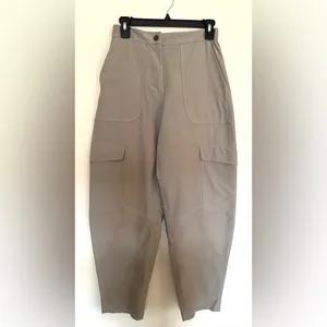 Lululemon Light Utilitech Beige Cargo‎ Pants Women’s Pocket High Rise Sz 25 thumbnail 2