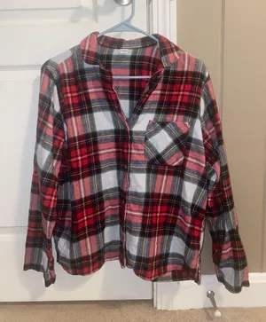 Old Navy Plaid Matching Christmas Pajama Set thumbnail 1