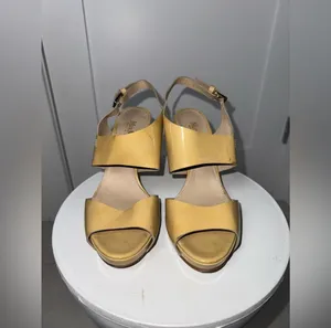 Max Mara Tan Patent Heels/ 7.5 thumbnail 3