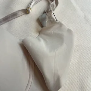 Victoria's Secret Cream T-Shirt Bra with Molded Cups thumbnail 6