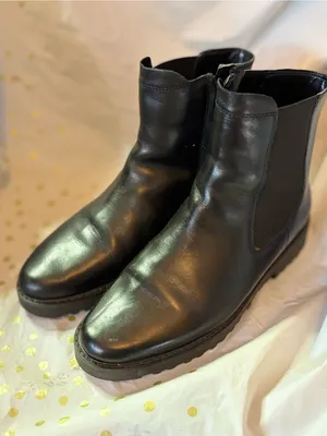 Franco Sarto Black Leather Chelsea Boots thumbnail 1