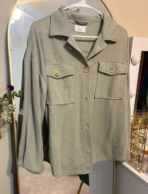 shacket Green Size M thumbnail 1