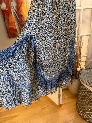 ✨Free People Smocked Floral Sundress XS ✨ thumbnail 3