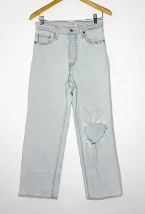 Levi’s Ribcage Straight Ankle Jeans Size 28 Light Wash Distressed thumbnail 1