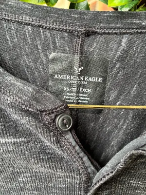 American Eagle Outfitters Henley Top size XS thumbnail 3