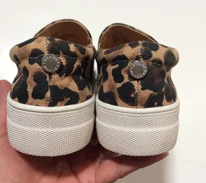 Steve Madden Gills Leopard Print Slip-On Sneakers thumbnail 6