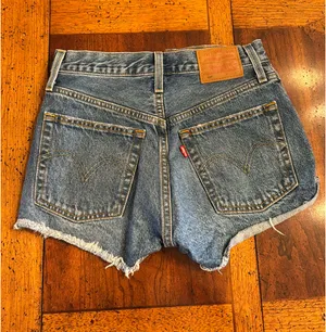 Levi’s 501 Shorts High-Rise thumbnail 2