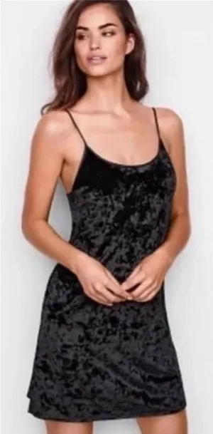 VICTORIA’S SECRET Black‎ Velvet Chemise Gown Nightgown Slip Size Medium/Large thumbnail 1