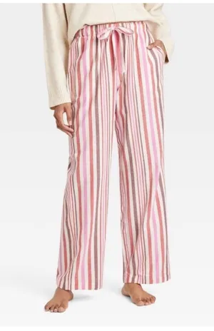 Auden pink stripe pajama pants Size M thumbnail 1