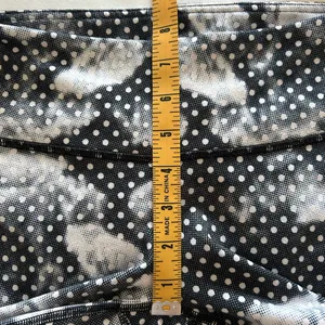 Lululemon - Black Polka-Dot Floral Cropped Leggings - Womens Size 4 thumbnail 10