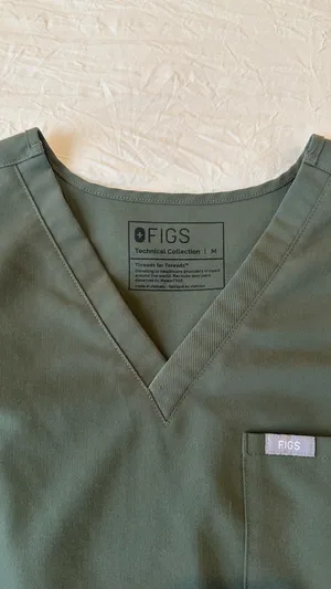 Moss Green FIGS Scrubs Set thumbnail 6