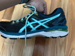 ASICS Women's size 8 in black and teal thumbnail 6