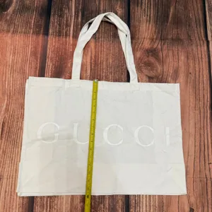 Gucci Tote Bag Large White Ivory Logo Print 22x16 Travel Beach Shopper thumbnail 4