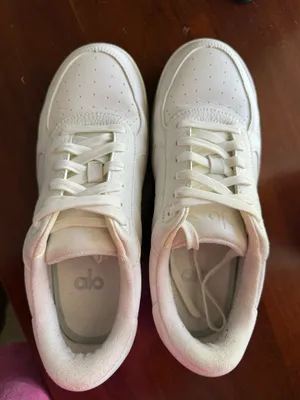 Alo Sneakers Yoga thumbnail 1