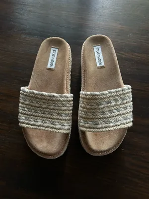 Steve Madden Platform thumbnail 2