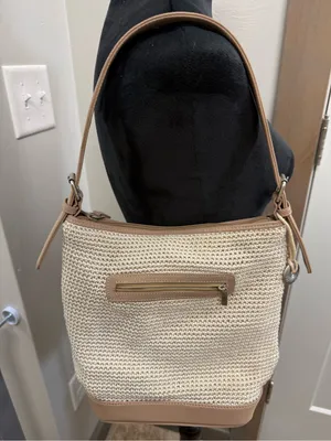 The Sak Cream Tan Crochet Shoulder Bag Top Zip Bucket Style Neutral Purse thumbnail 1