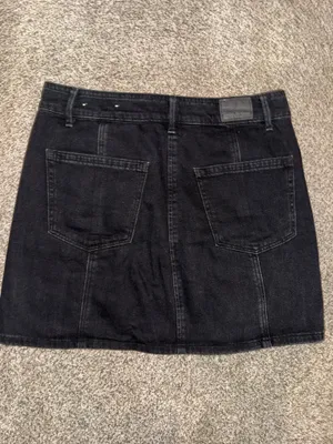 American Eagle Women's Black Denim Button-Front Mini Skirt thumbnail 3