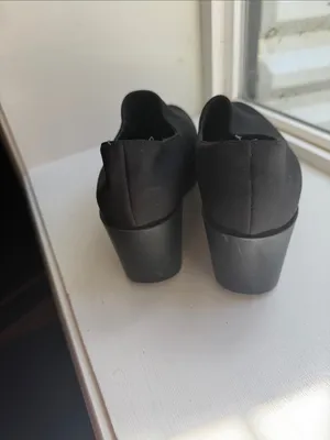 Donald J. Pliner Black Platform Slip-On Shoes thumbnail 4