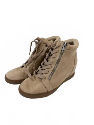 Women’s Boots Size 9 Brown thumbnail 3
