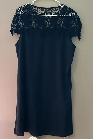 Unbranded Boutique Women’s Black Lace Dress‎ Large thumbnail 1