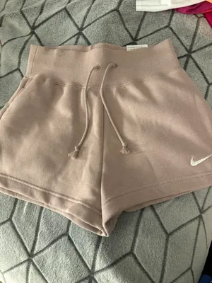 Shorts thumbnail 1
