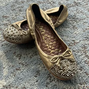 Sam Edelman Beatrix Egypt Spike Cap Toe Flats Gold 7 thumbnail 1