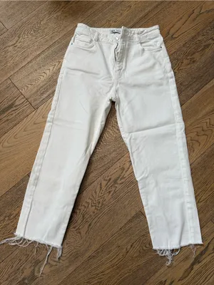 Zara Straight LegWomen's Jeans thumbnail 2