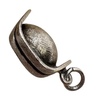 Vintage Sterling Silver Nurse Hat Charm Pendant 925 Medical Nursing Jewelry 2.3g thumbnail 1