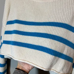 Zara Women's Medium Striped Cropped Knit Sweater Blue Cream Long Sleeve Boxy Fit thumbnail 3