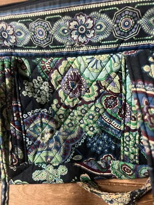 Vera Bradley muti compartment women's handbag thumbnail 3