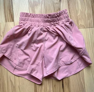 Lululemon Track That MR Short 5” Lined thumbnail 4