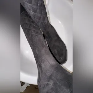 Tommy Hilfiger Babette Black Quilted Tall Knee-High Riding / Rain Boots – Size 8 thumbnail 12