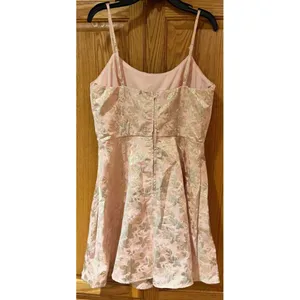 Trixxi‎ Light Pink with Gold Flowers Fit & Flare Mini Dress Juniors Size Medium thumbnail 4