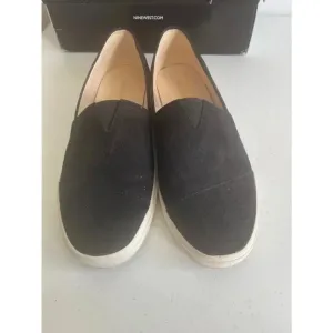 Women's Nine West Black Slip-On Sneakers Bomdia‎ Size 9 M GUC! thumbnail 2