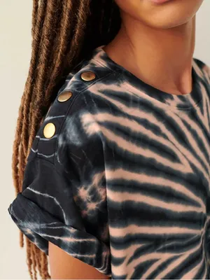 Nation LTD Tie-Dye Snap Shoulder Tee Size Medium | Blue‎ & Pink | Anthropologie thumbnail 10