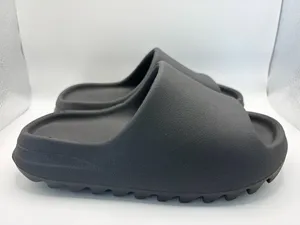 Yeezy YZY Black Foam Slide Sandals Chunky Minimalist Streetwear Men’s Size 6 thumbnail 3