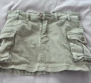 Cargo Mini Beige Skirt Green Size M thumbnail 1
