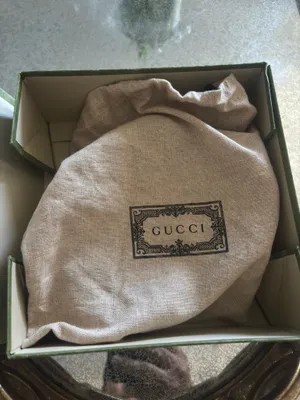 Gucci GG Marmont Belt Black Leather Gold Buckle, Authentic Used Once But Like New Made in Italy, Retail Price $590 Plus Taxes, Come With Box and Dust Bag Size 100/40 thumbnail 8